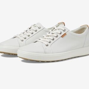 ECCO WOMEN'S SOFT 7 SNEAKER 7.5